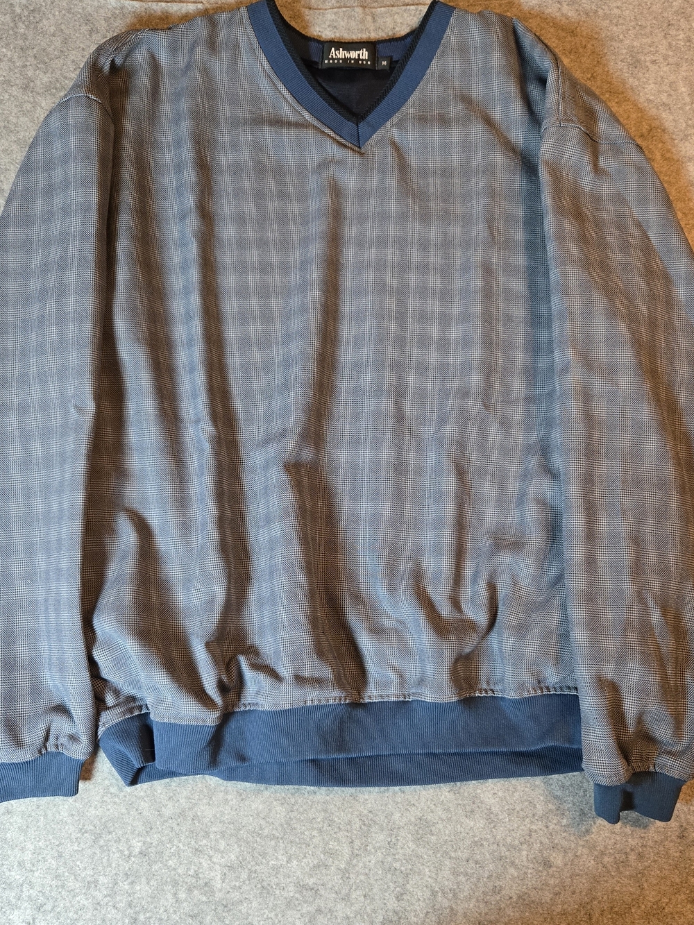 Ashworth Blue V-Neck Pullover Medium